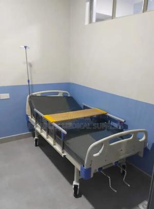 Double Crank / Two Crank Hospital Bed for Patient Care - main view