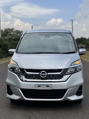 Nissan Serena 2018 Silver