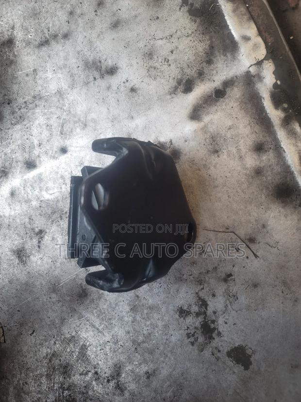 3c Engine Mounting - thumbnail 3