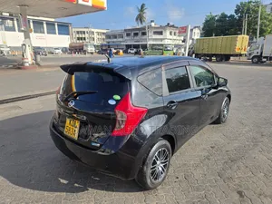 Nissan Note 2016 Black