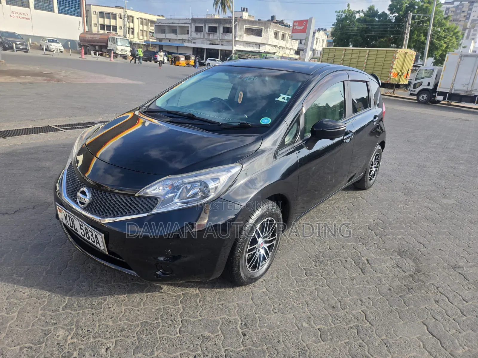 Nissan Note 2016 Black