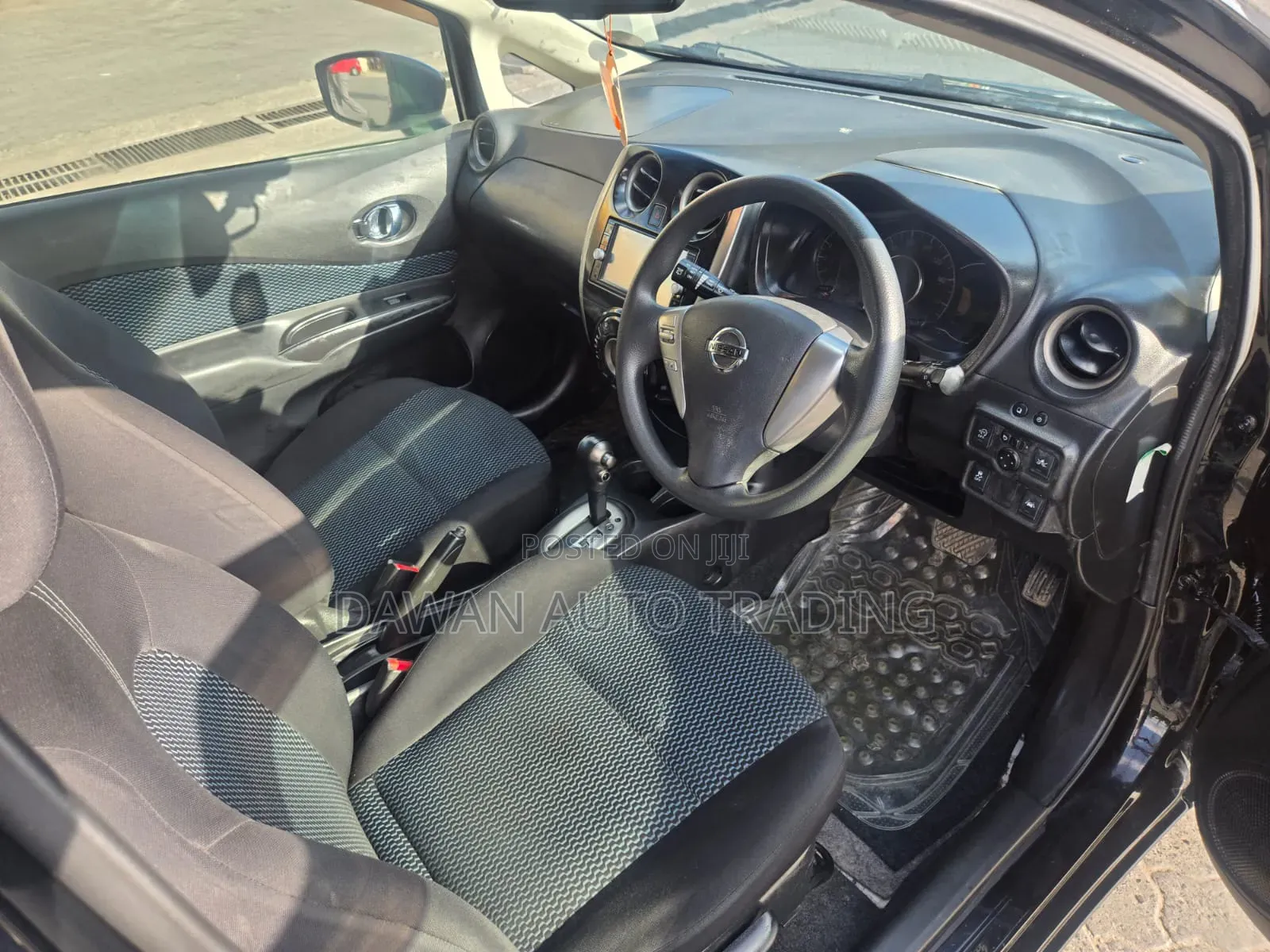 Nissan Note 2016 Black