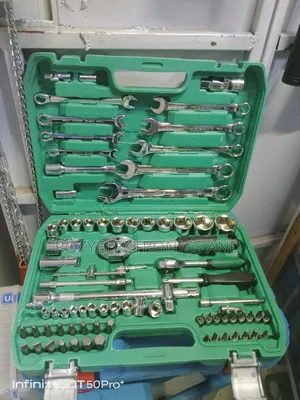 82 Piece Tools Set