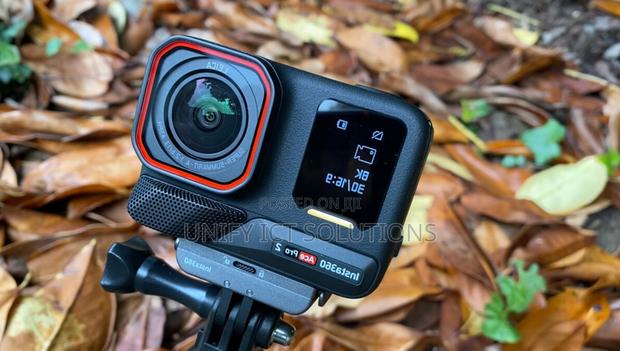 Insta 360 Ace Pro 2 - main view