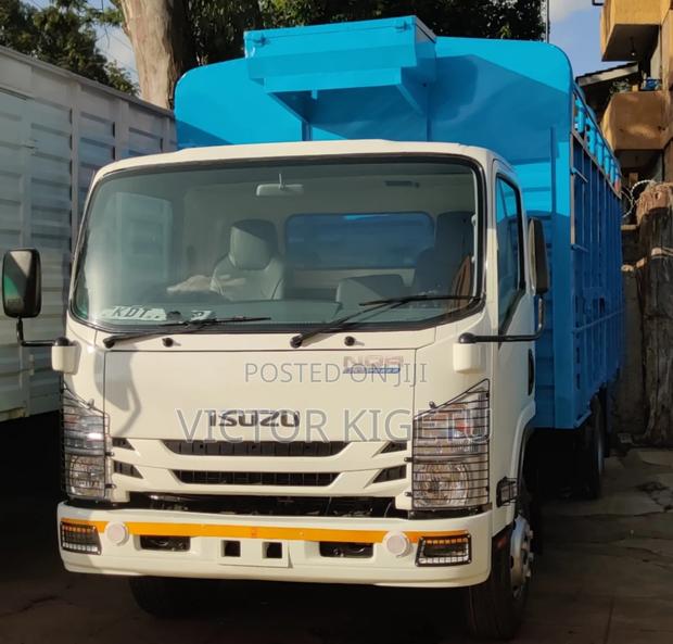 Isuzu NPR 4.3 Blue Power - thumbnail 2