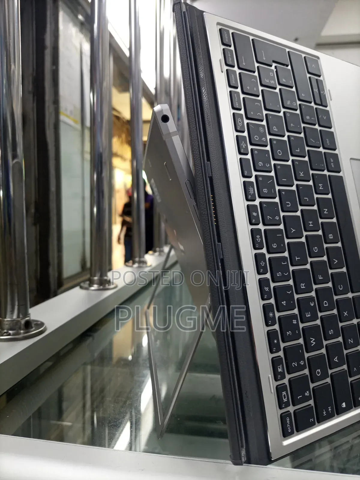 New Laptop HP Elite X2 G8 8GB Intel Core I7 HDD+SSD 256GB