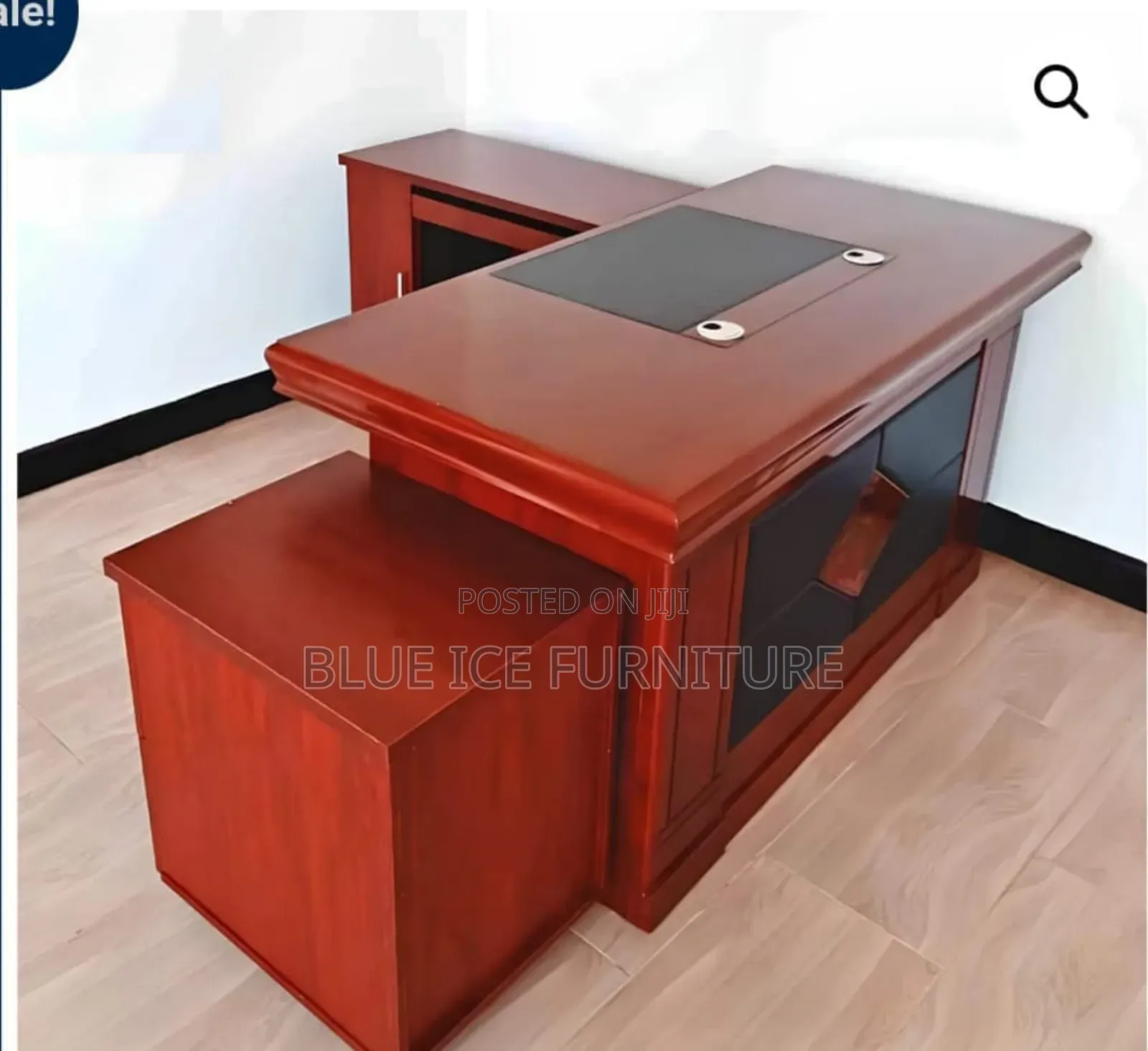 Executive Office Desk With Storage Drawers