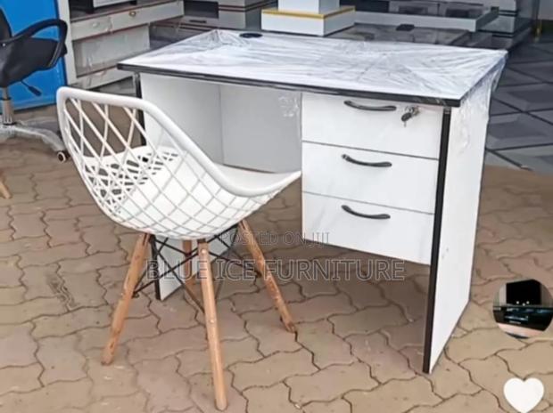 1 M Office Desk With Mesh Eames Chair - main view