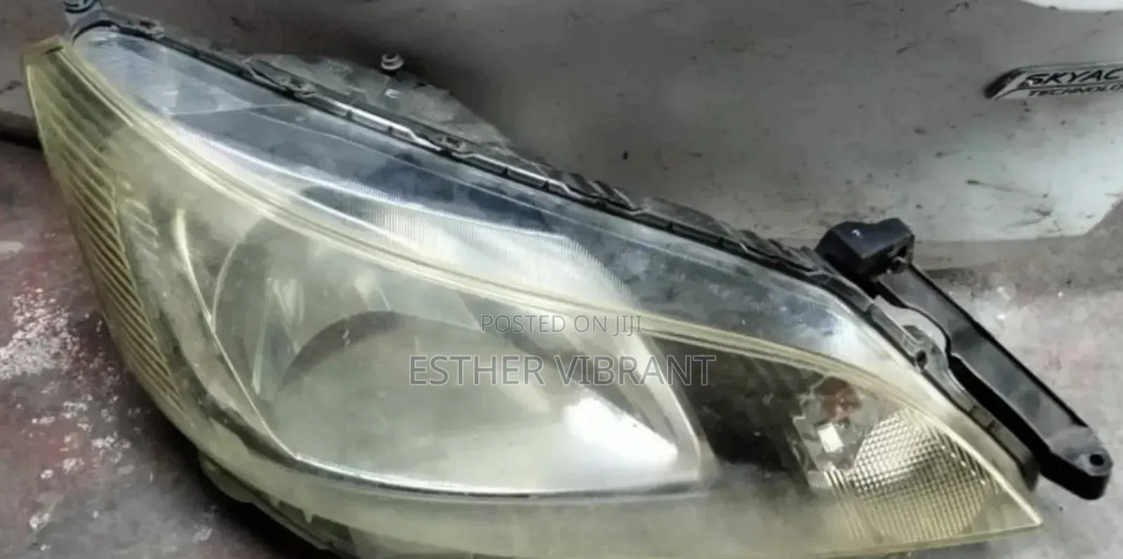 Nissan Nv200 Non Zenon Headlights LHS
