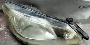 Nissan Nv200 Non Zenon Headlights LHS