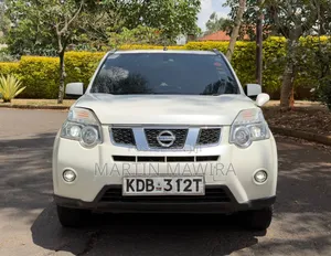 Nissan X-Trail 2013 White