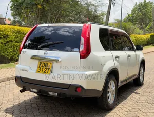 Nissan X-Trail 2013 White