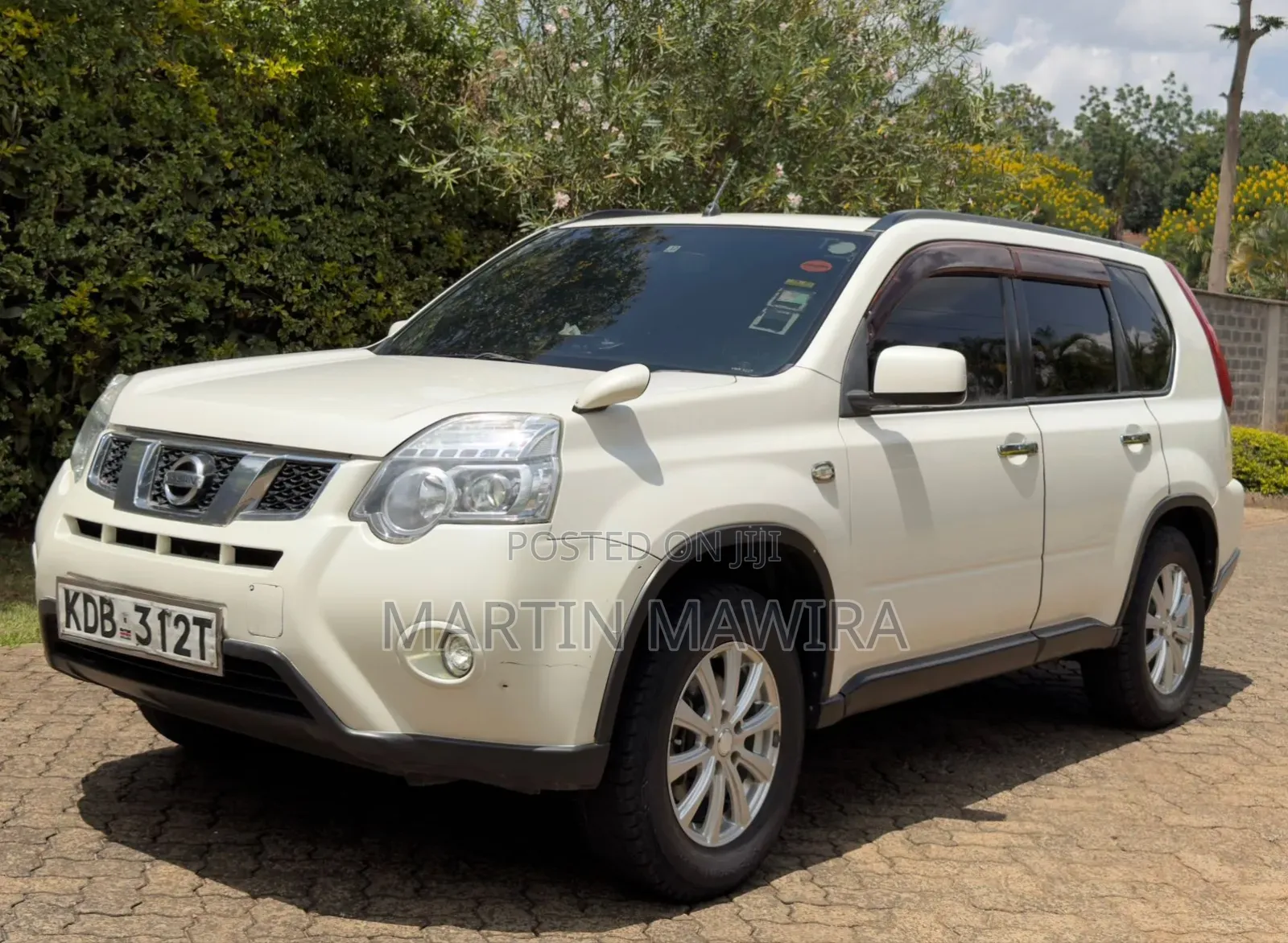 Nissan X-Trail 2013 White
