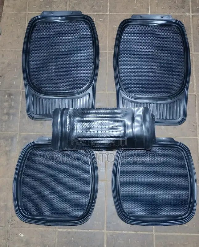 Car Floor Mat Boutique Black Set