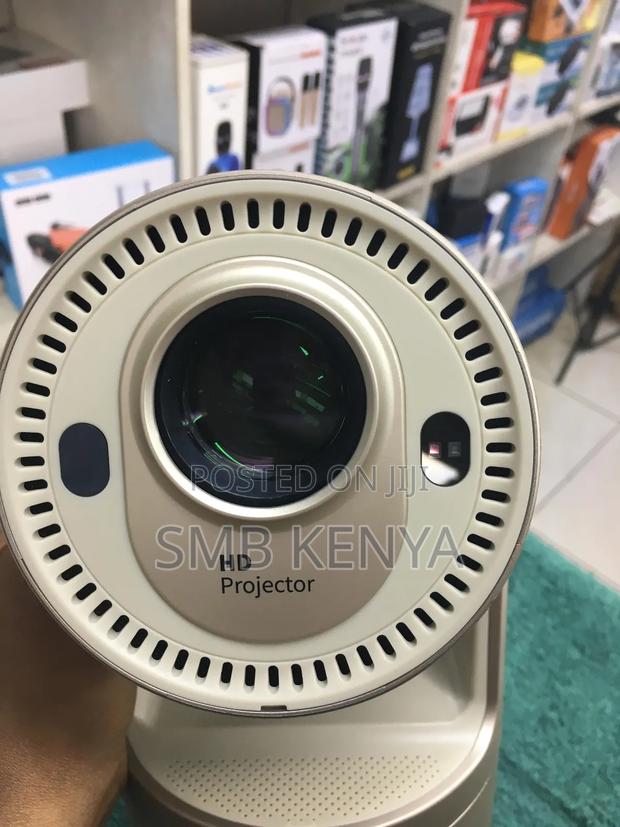 Yoshoot Y09 Video Projector - thumbnail 2