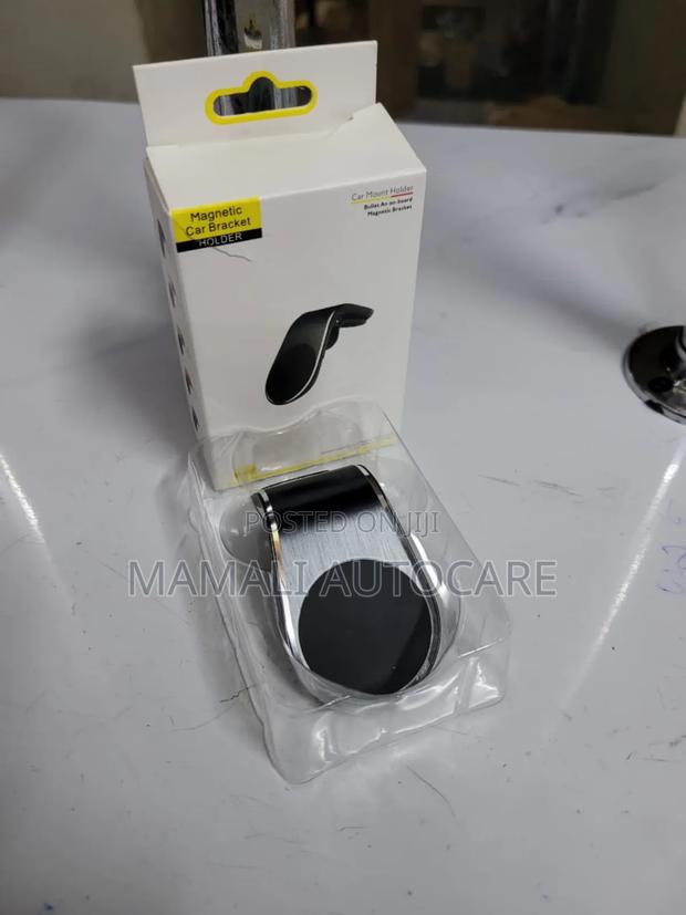 Universal Magnetic Car Phone Mount/Holder - main view