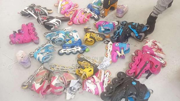 Secondhand Shoes and Clothes Wholesell - thumbnail 5