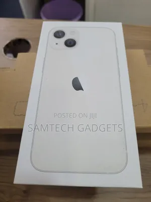 New Apple iPhone 13 256 GB Silver