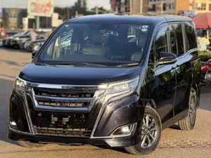 Toyota Esquire 2.0 AWD (7 seater) 2019 Purple