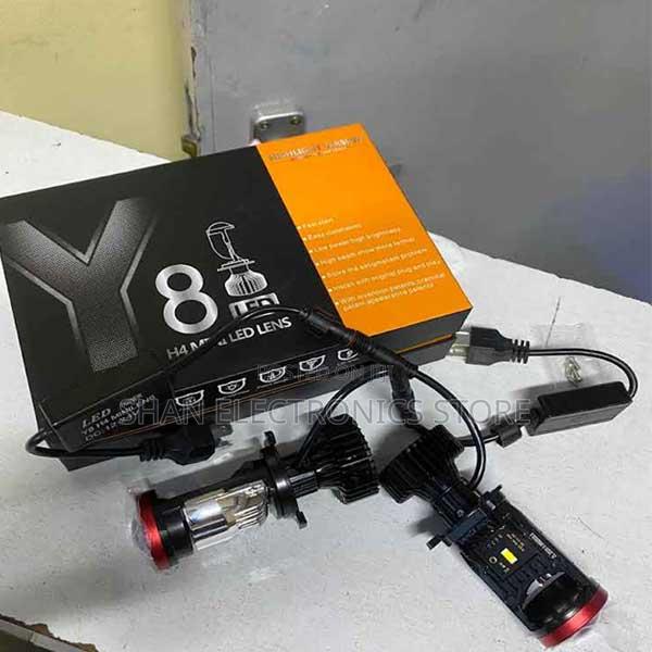 Plug-and-Play Automobile-Y7d Y8 H4led Headlights Car H4 Mini Projector - main view