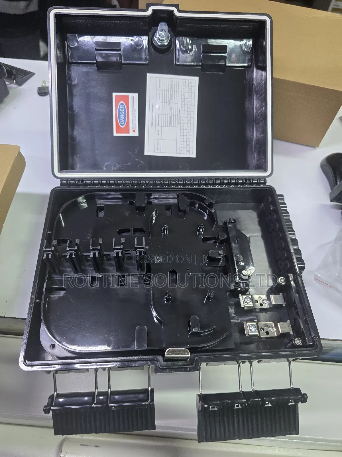 Fiber Fat 1x16 Empty Enclosure