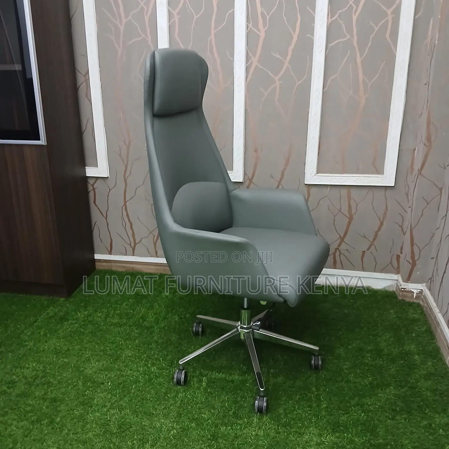Comfortable Highback Office Seating