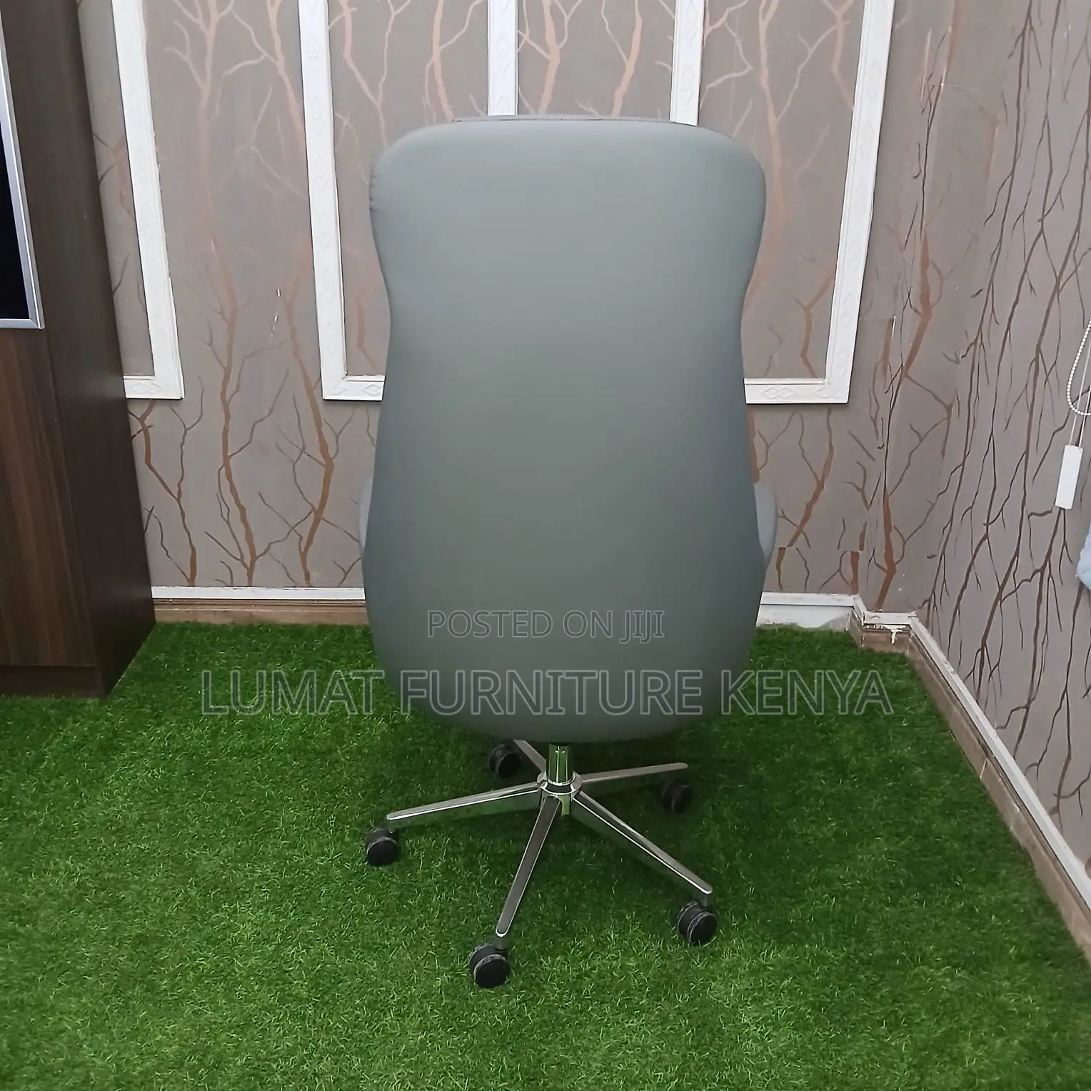 Comfortable Highback Office Seating