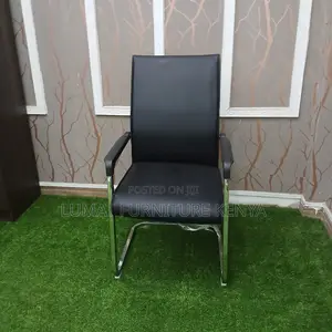 Comfortable Visitors Desk Chair
