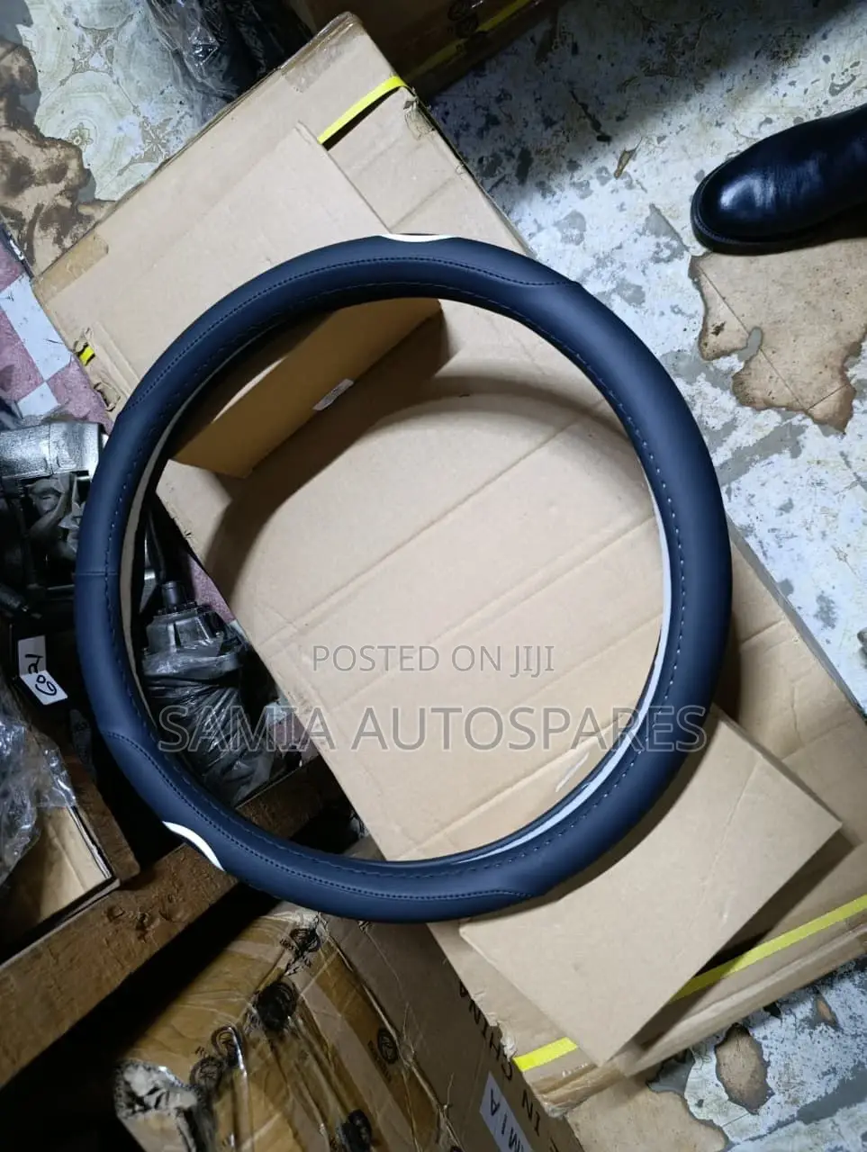 Nissan Steering Cover 
Leather Black White