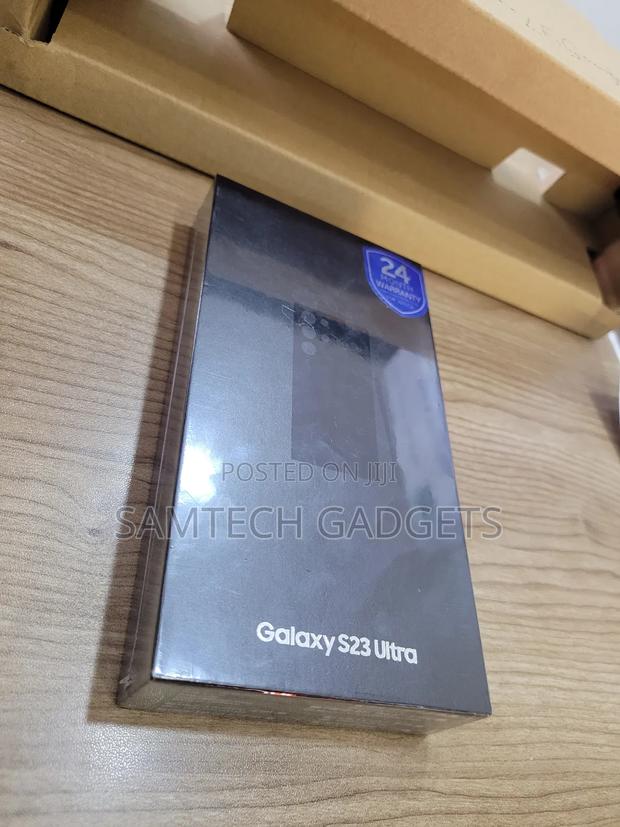 New Samsung Galaxy S23 Ultra 512 GB Black - thumbnail 3