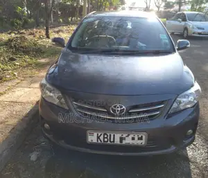 Toyota Corolla 2012 Gray