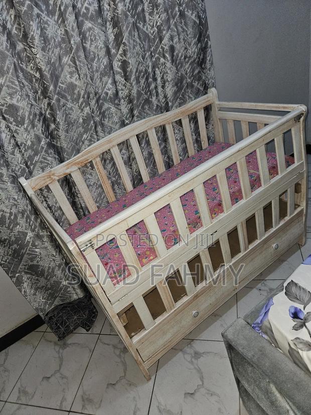 Baby Cot Bed - main view
