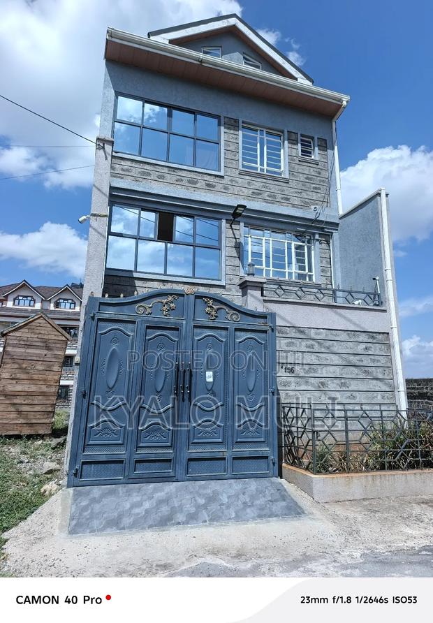 5bdrm Mansion in Donholm for sale - main view