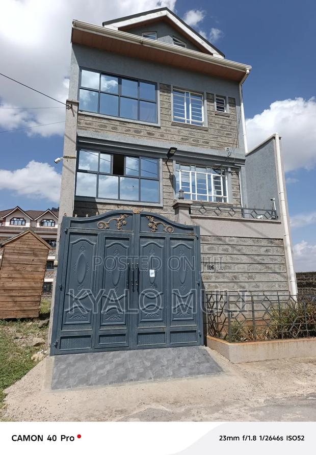 5bdrm Mansion in Donholm for sale - thumbnail 3