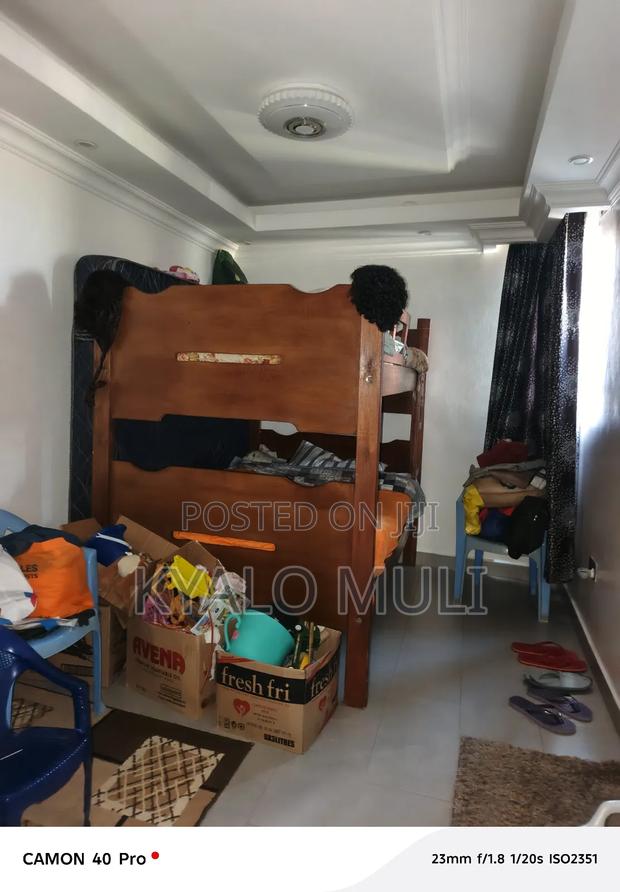 5bdrm Mansion in Donholm for sale - thumbnail 9