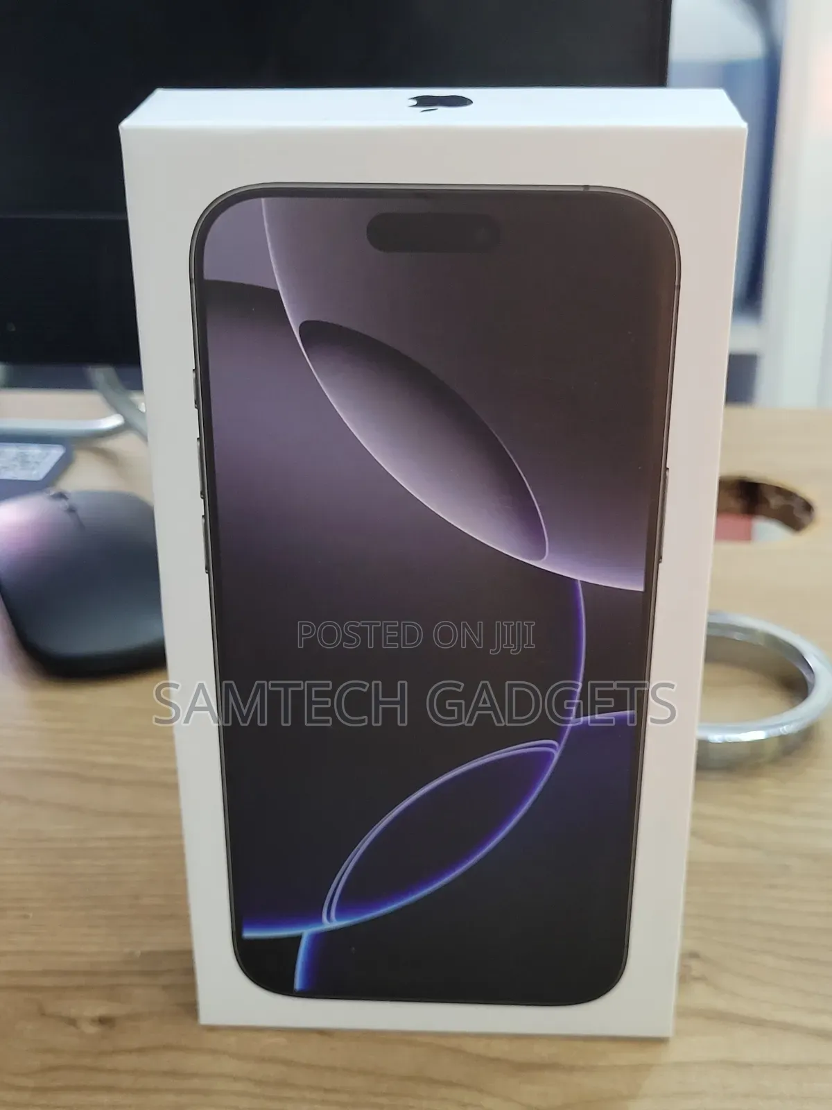 New Apple iPhone 16 Pro Max 256 GB Black