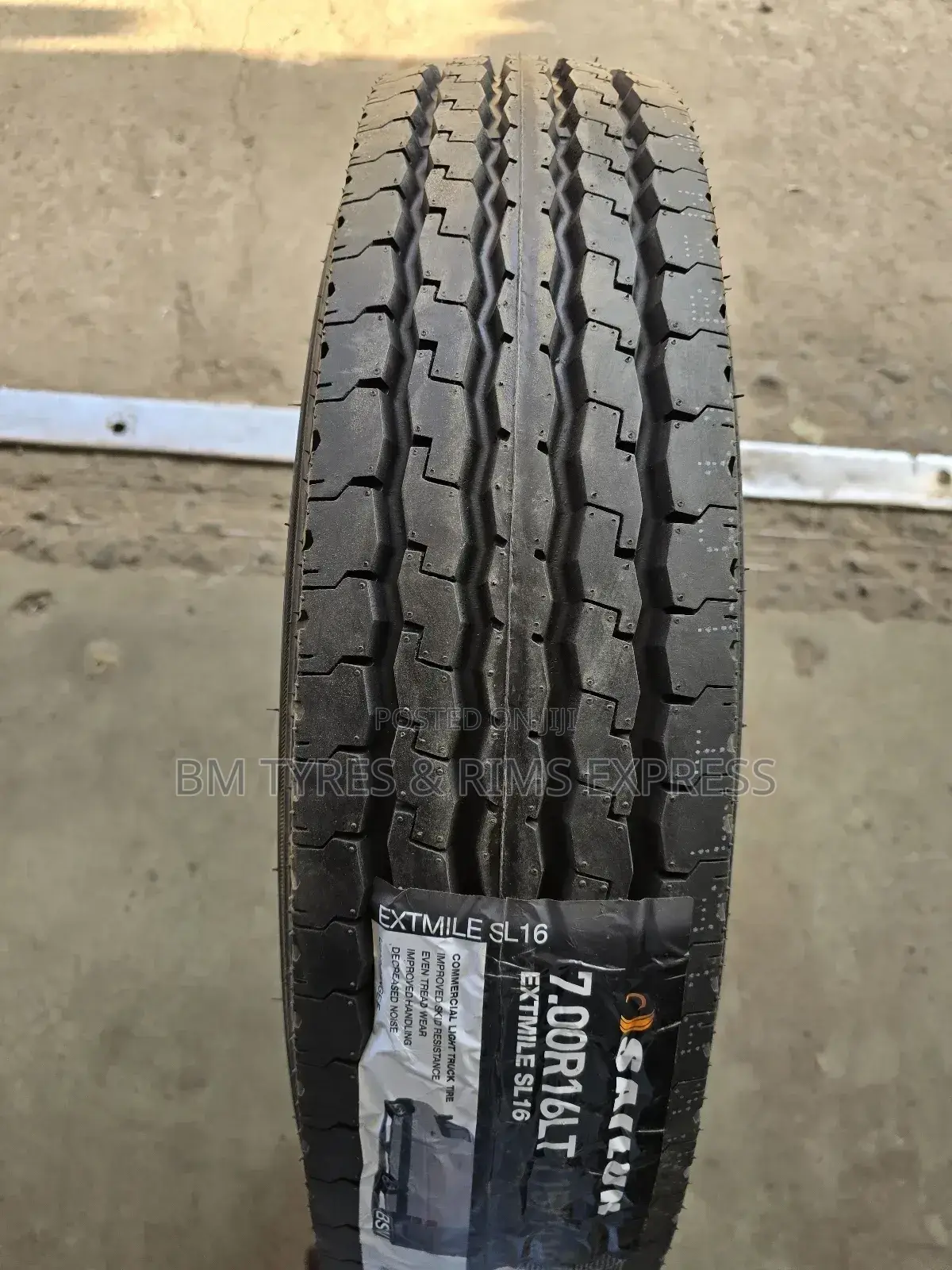 700 R16 Sailun Tyres (Highway) Commercial.