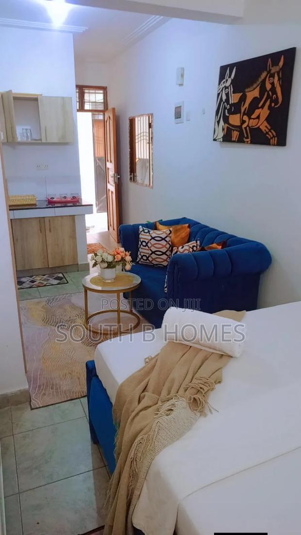 An Elegant BNB in Attic South B - thumbnail 2