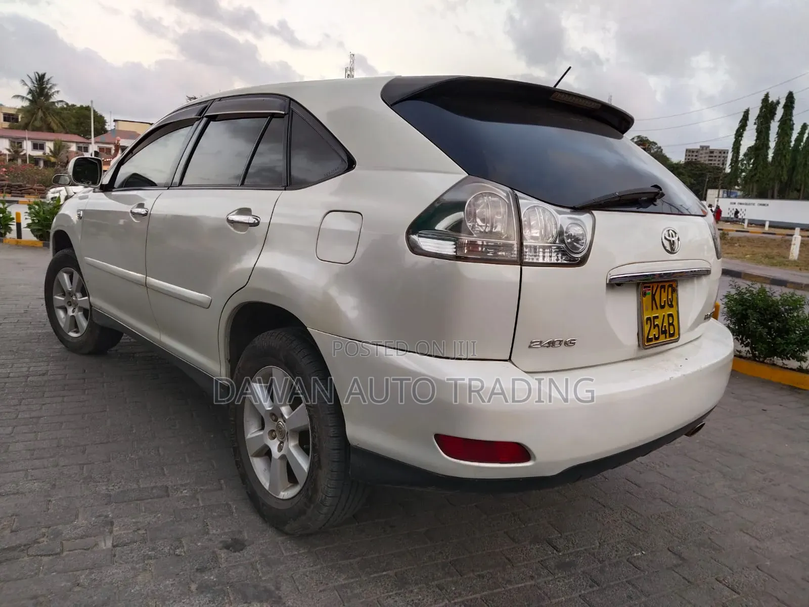 Toyota Harrier 2012 White