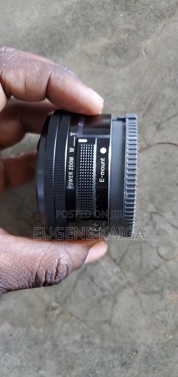 Sony 16-50mm Zoom Lense - thumbnail 2
