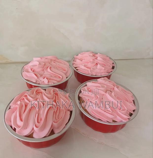 Bubblegum Funfetti Cake Punnets - main view