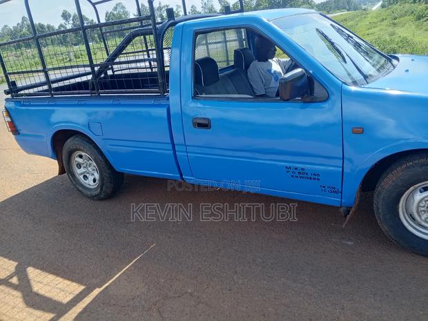 Isuzu Tougher - thumbnail 4