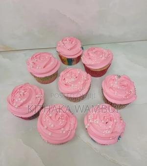 Bubblegum Funfetti Cupcakes - thumbnail 2