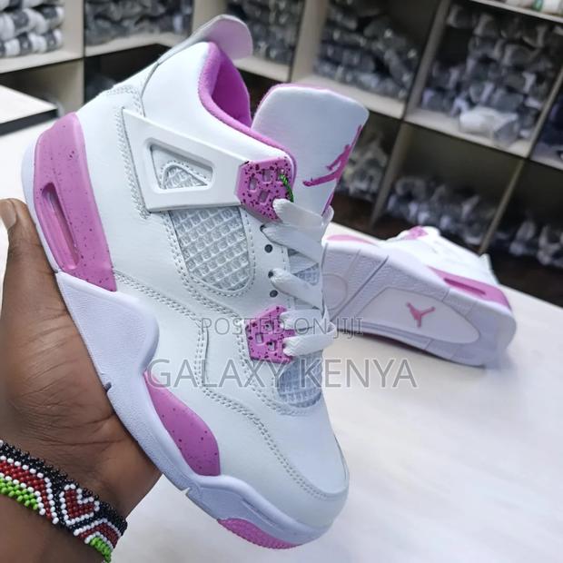 Jordan 4 Valentine - thumbnail 5