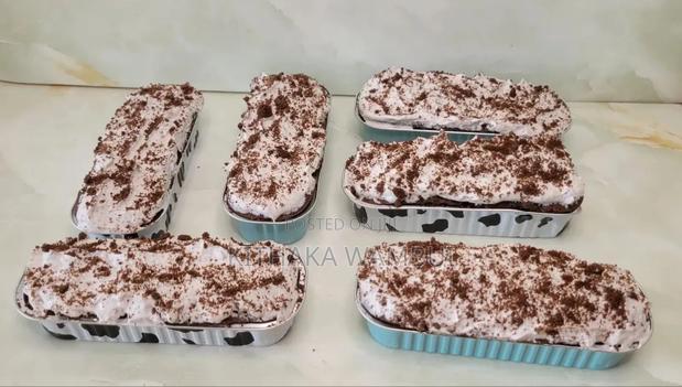 Surprise Ganache Chocolate Cake Punnets