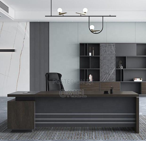 Office Desks; Spacious Executive Office Desk 1.8 Meters - thumbnail 6