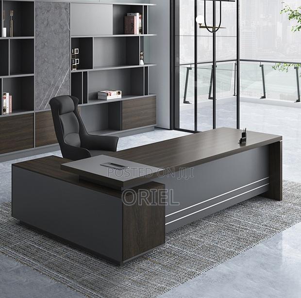 Office Desks; Spacious Executive Office Desk 1.8 Meters - thumbnail 14