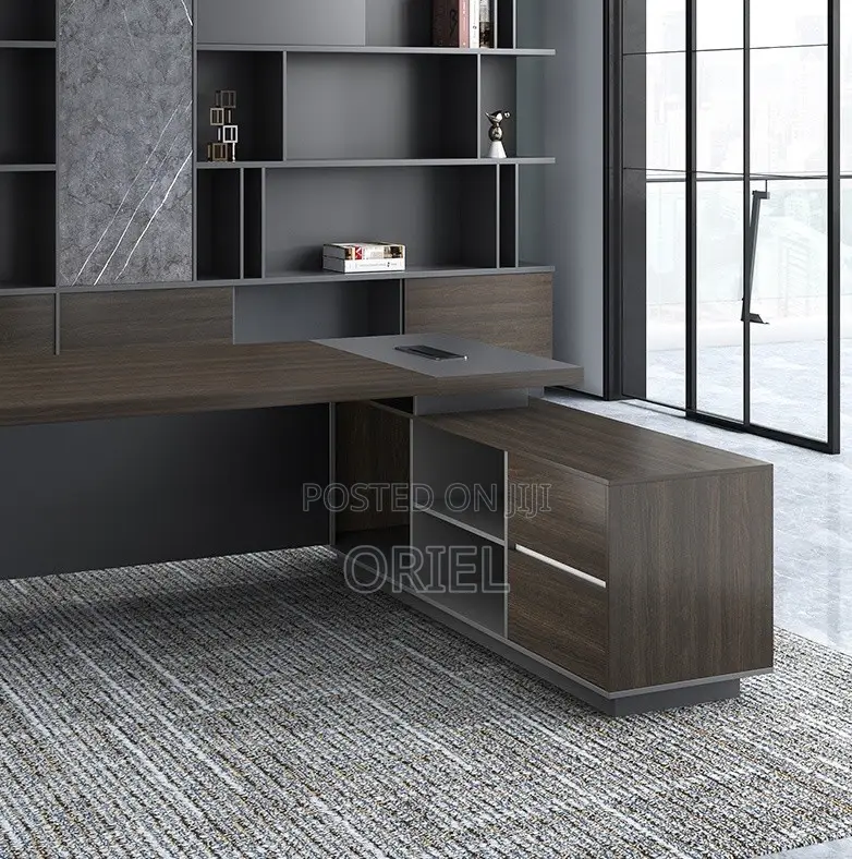 Office Desks; Spacious Executive Office Desk 1.8 Meters
