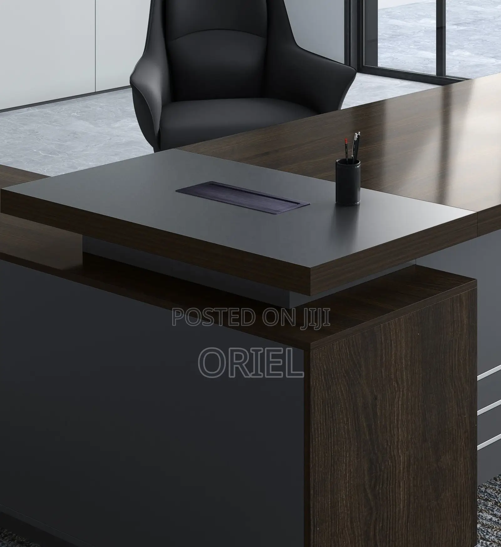 Office Desks; Spacious Executive Office Desk 1.8 Meters