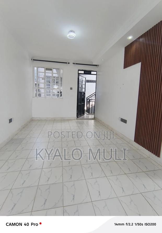2bdrm Apartment in Donholm for rent - thumbnail 3